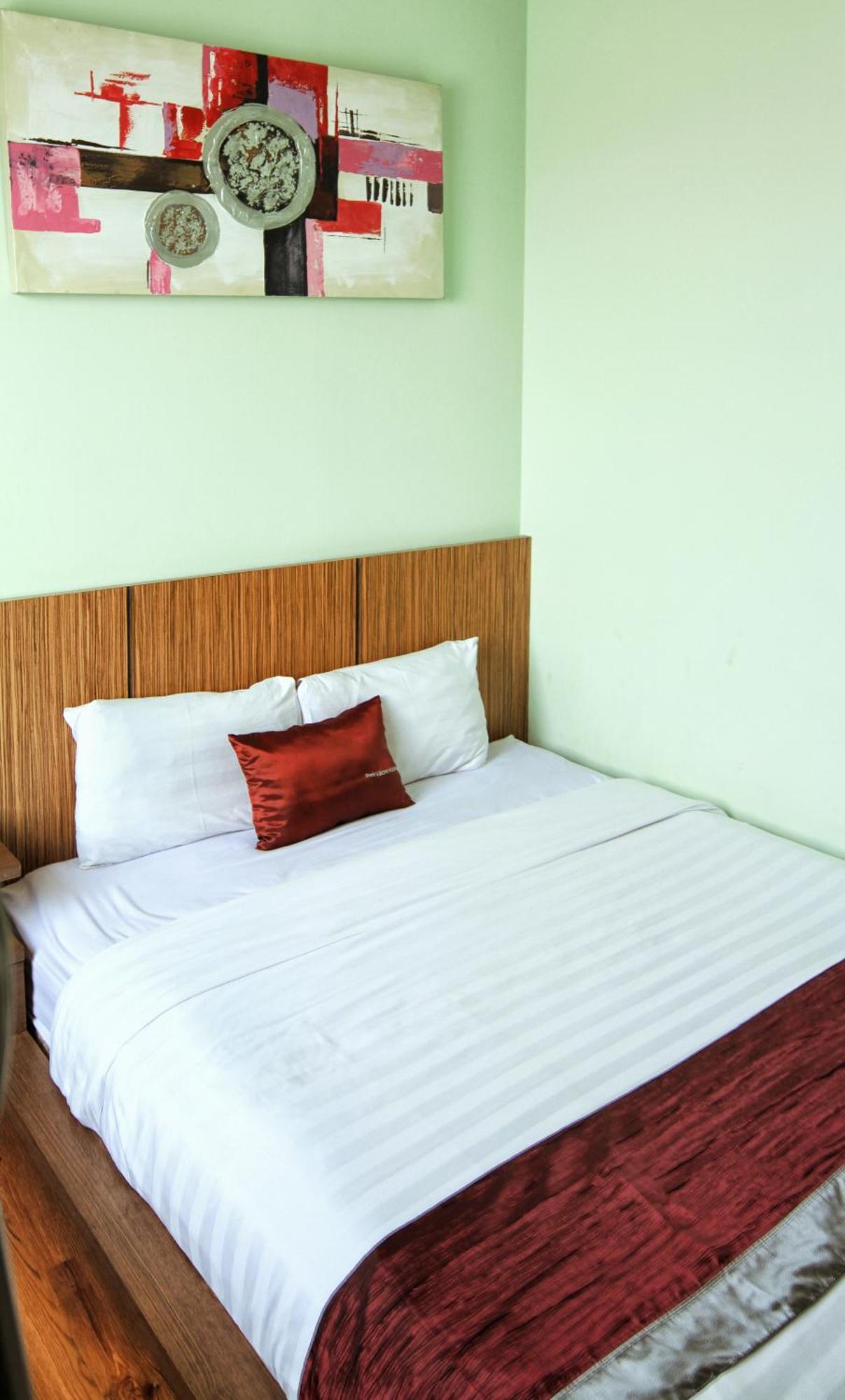 Valore Hotel Cimahi Extérieur photo