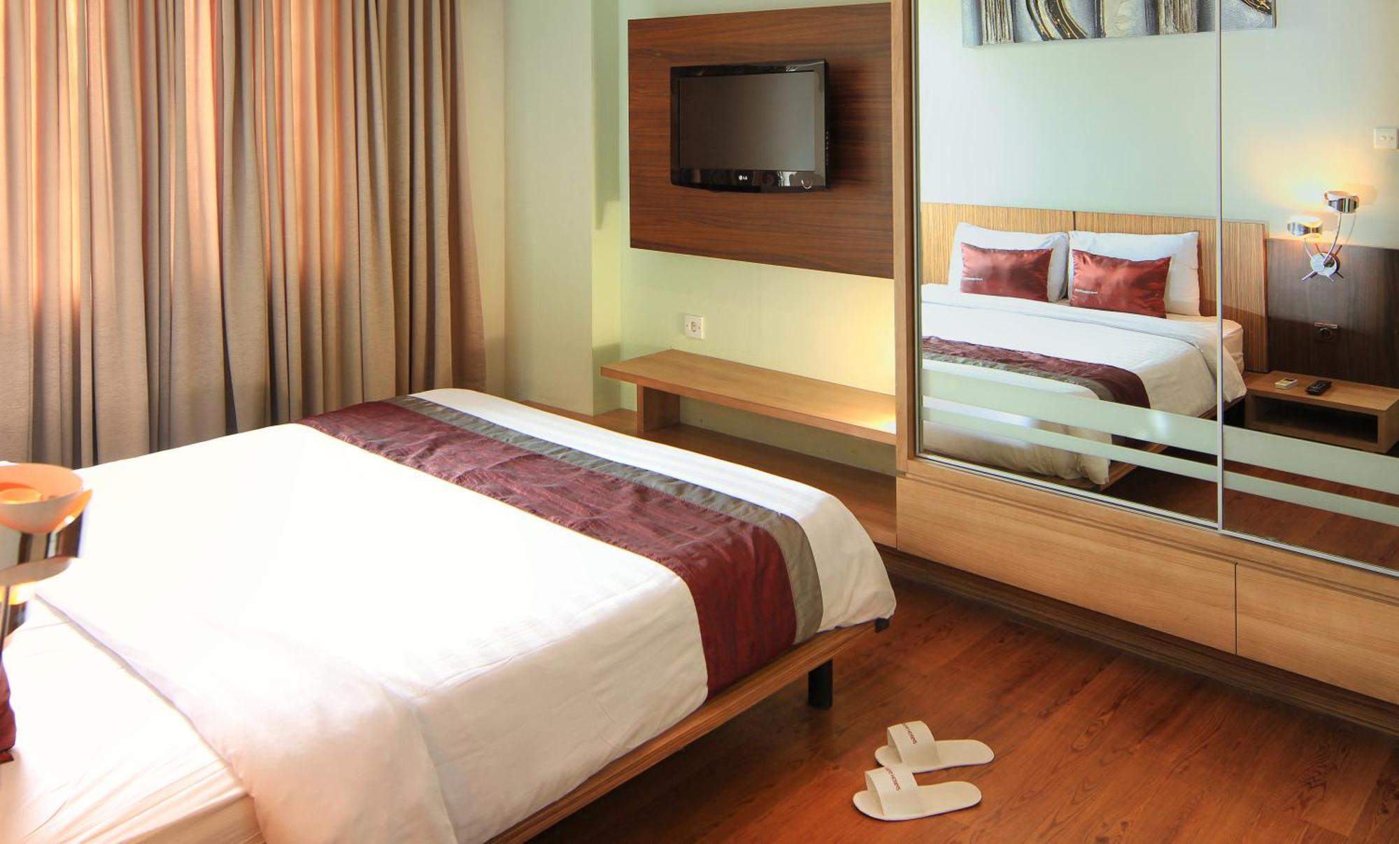 Valore Hotel Cimahi Extérieur photo
