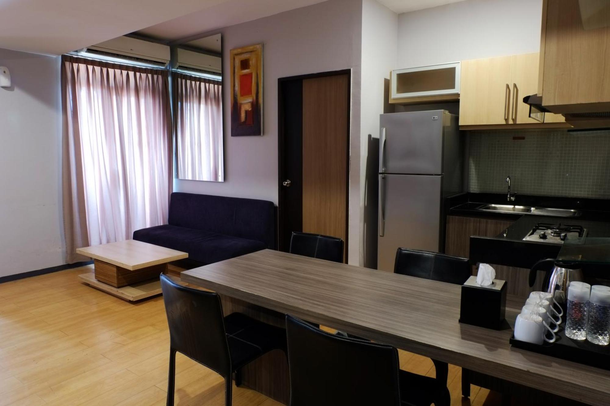 Valore Hotel Cimahi Extérieur photo