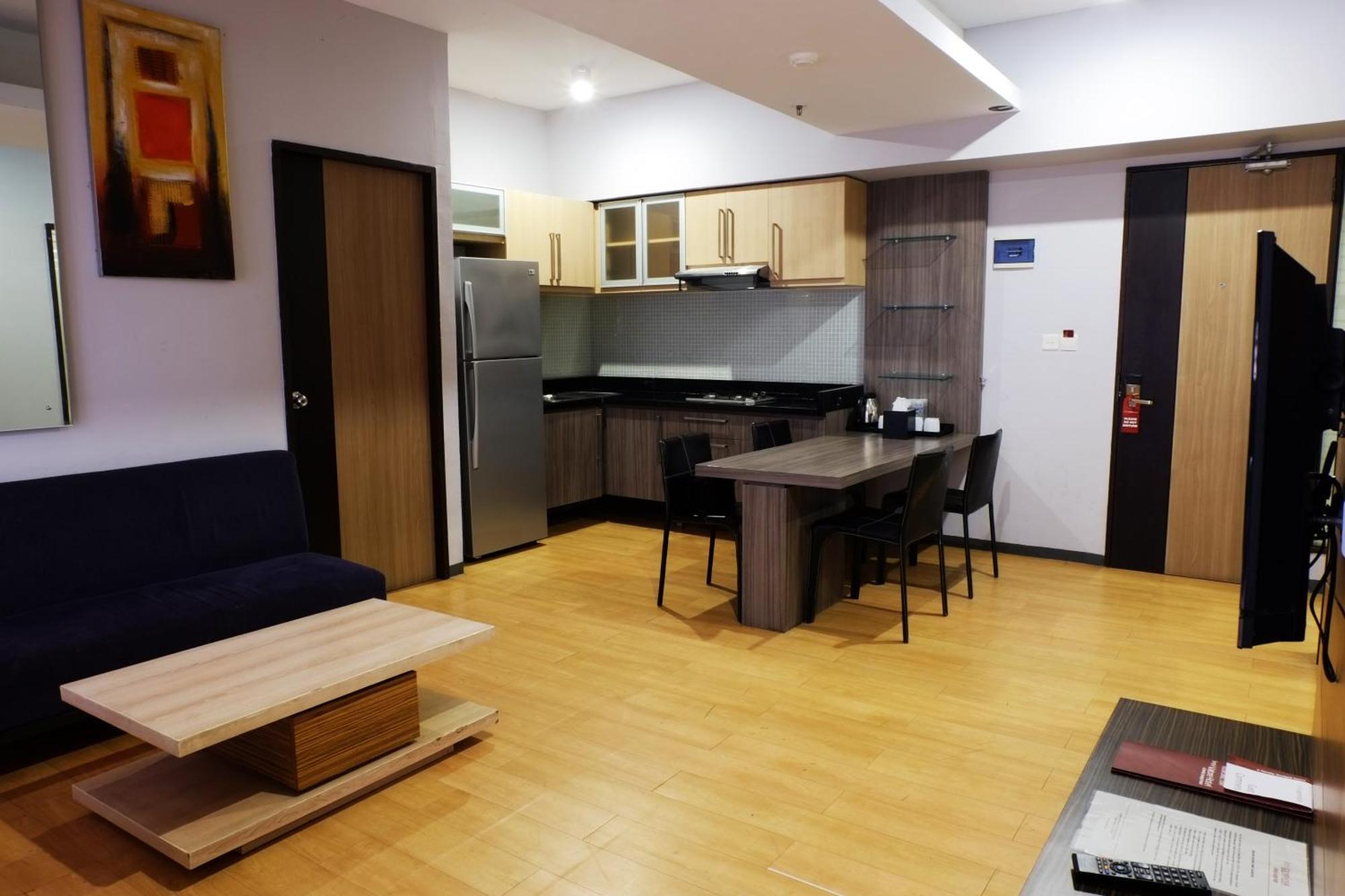 Valore Hotel Cimahi Extérieur photo
